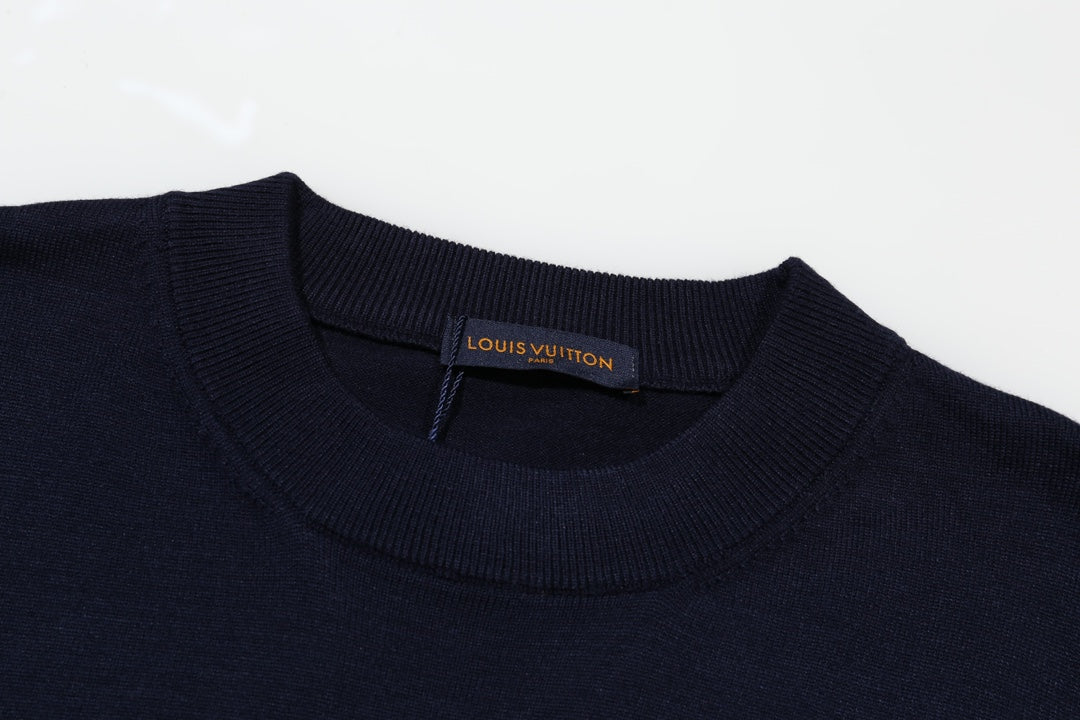 Classic Fashion Sweater-10270