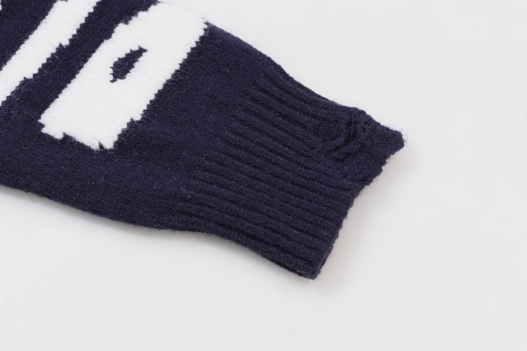 Classic Fashion Sweater-10281