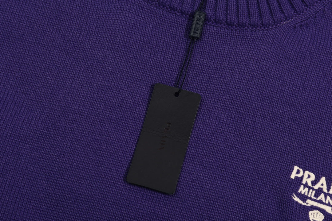 Classic Fashion Sweater-10296