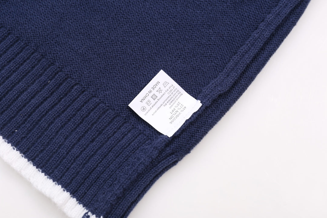 Classic Fashion Sweater-10307