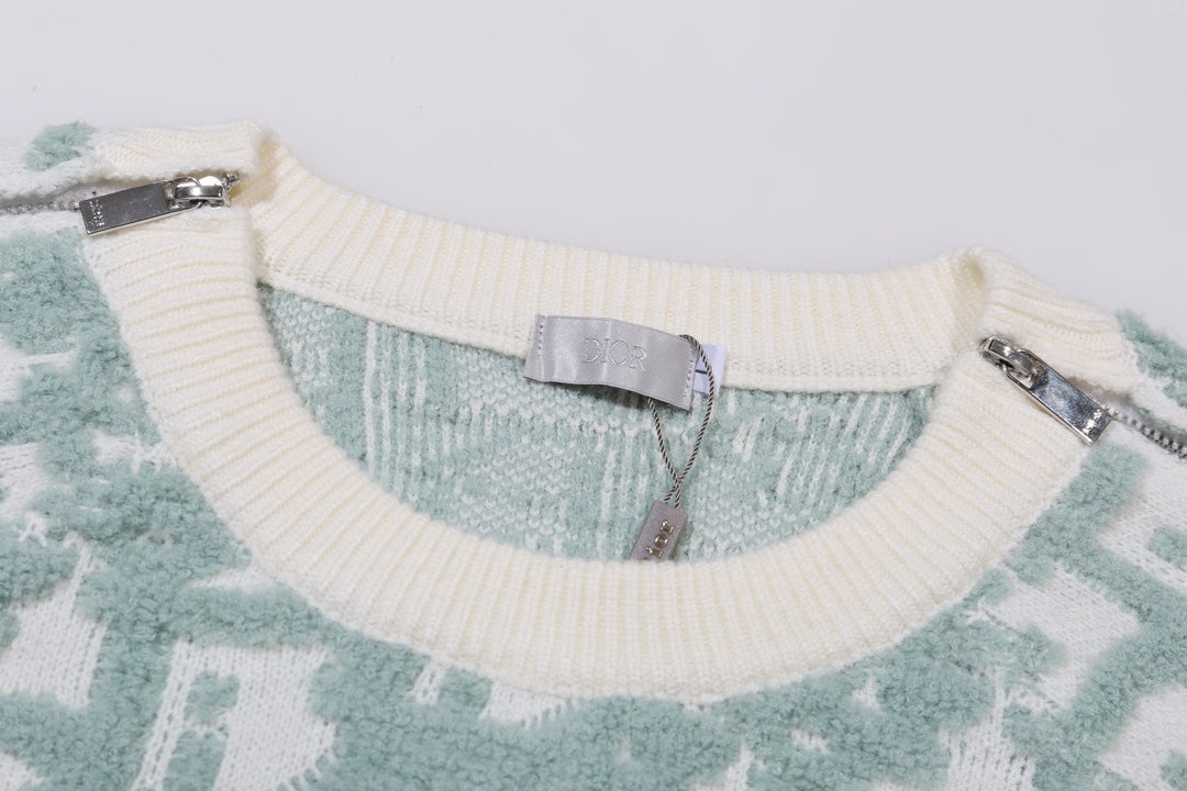 Classic Fashion Sweater-10315