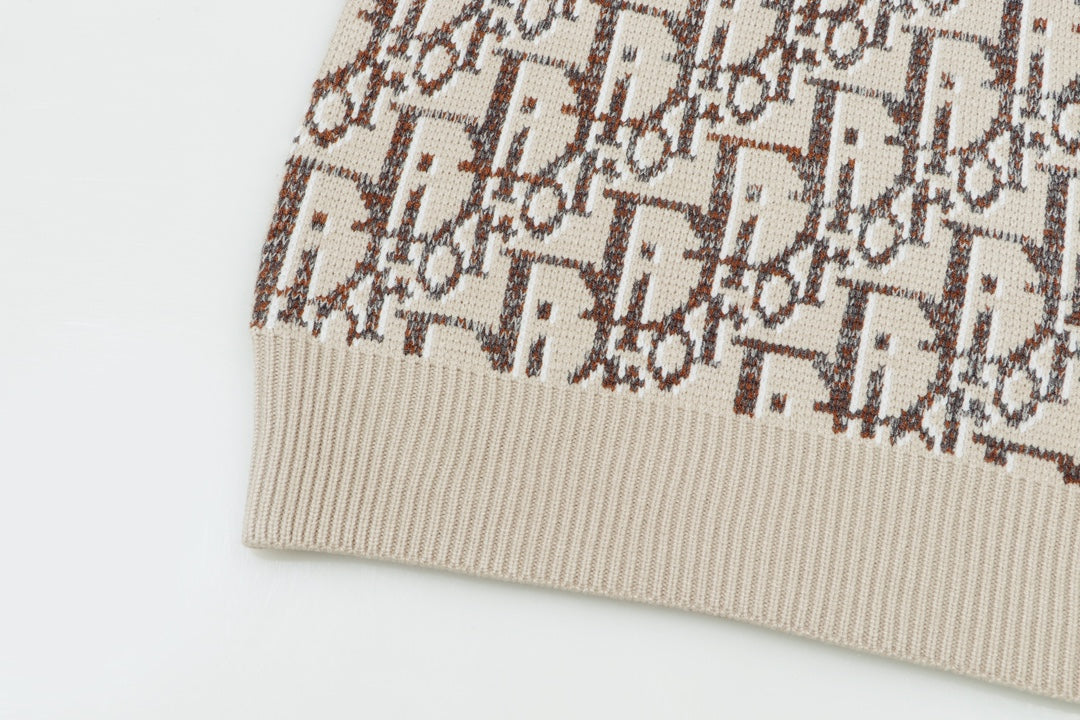Classic Fashion Sweater-10316