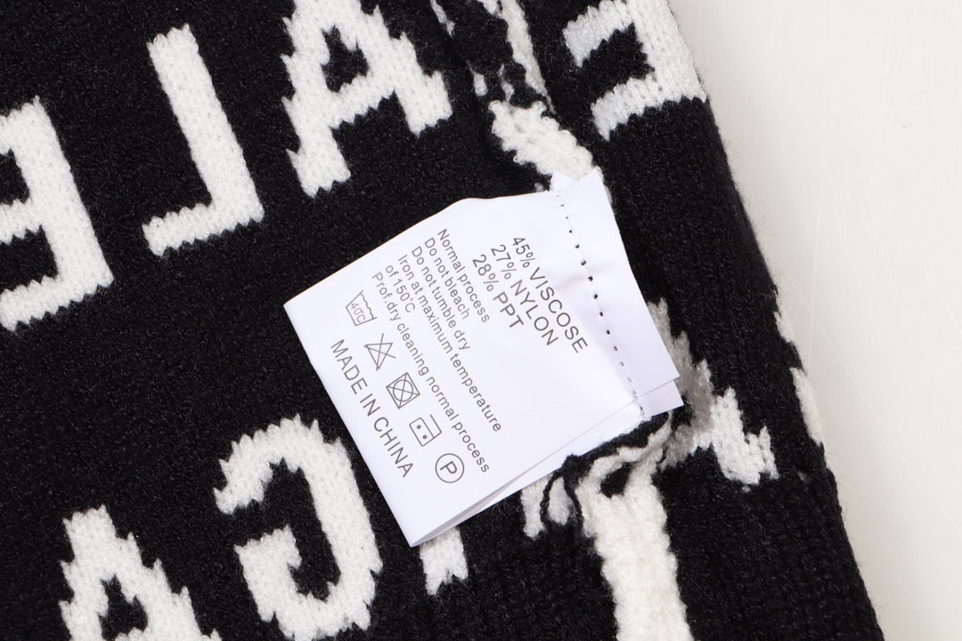 Classic Fashion Sweater-10322