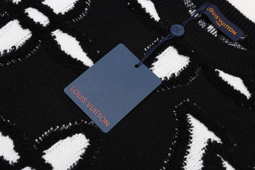 Classic Fashion Sweater-10328