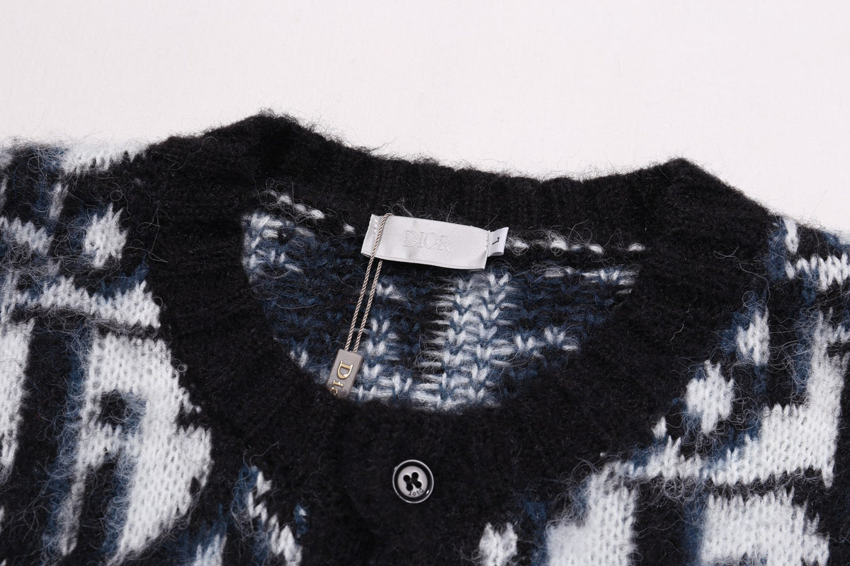 Classic Fashion Sweater-10337