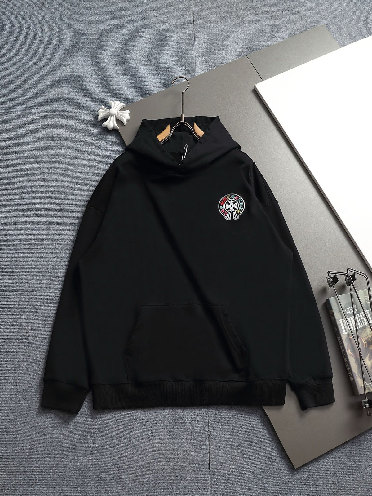 Classic Fit Hoodie-2697-3