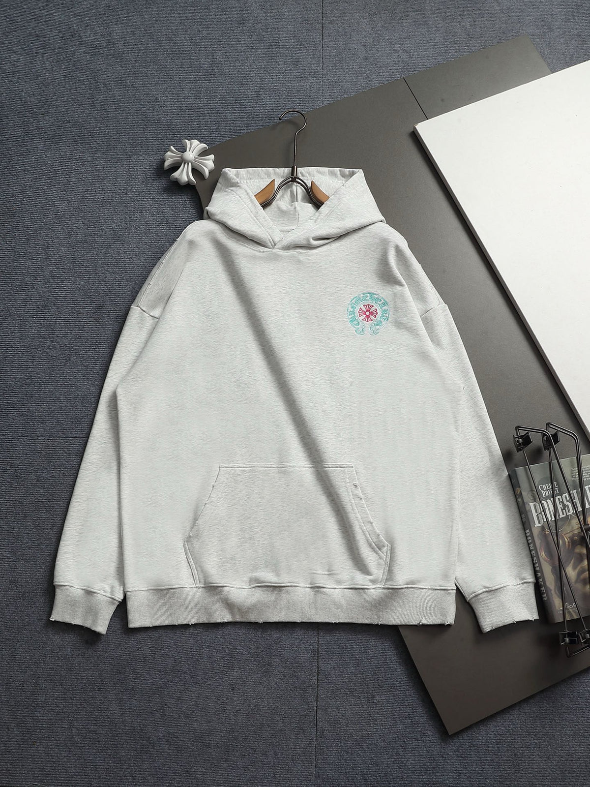 Classic Fit Hoodie-2697-7