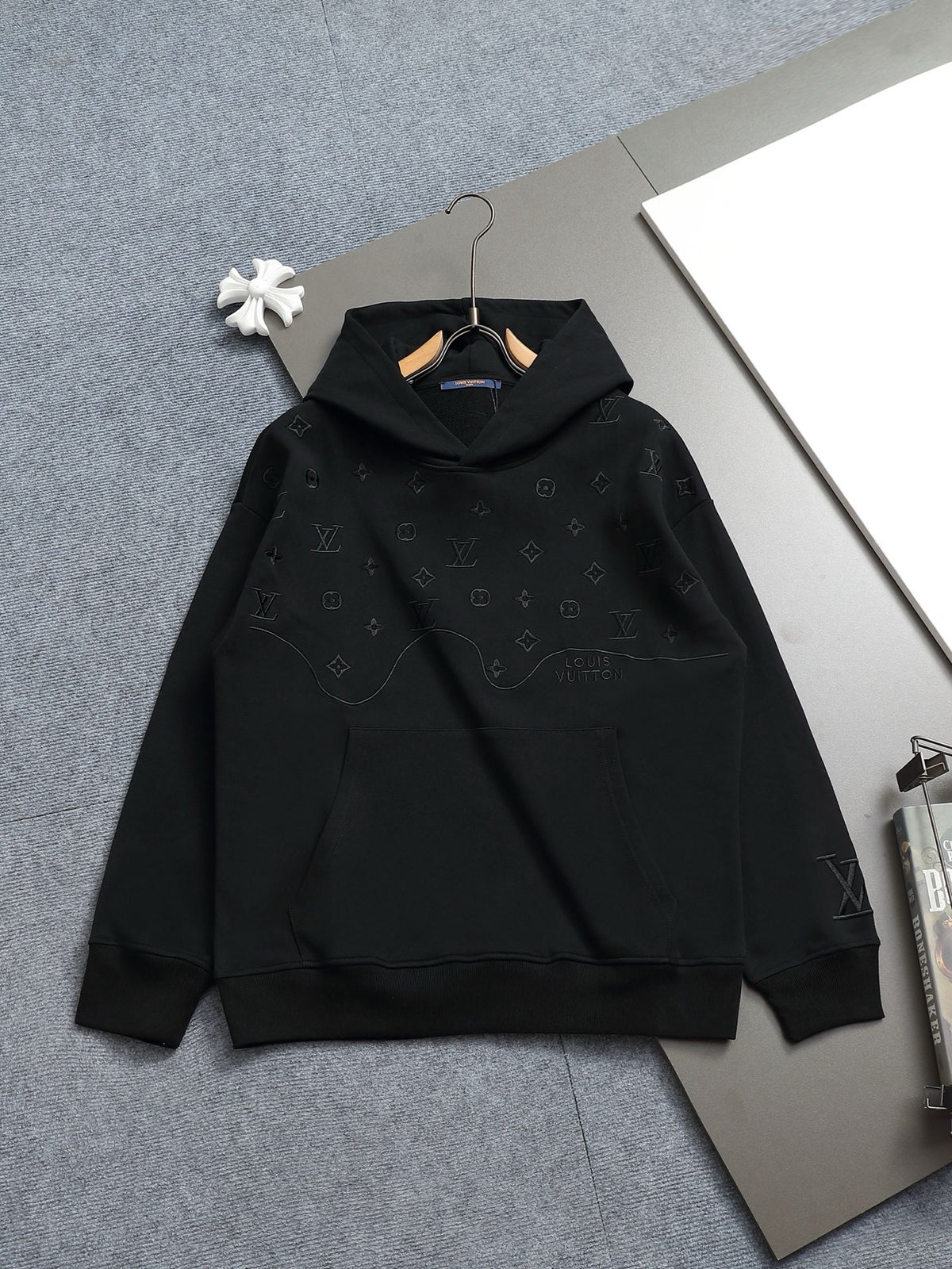 Classic Fit Hoodie-2697-11