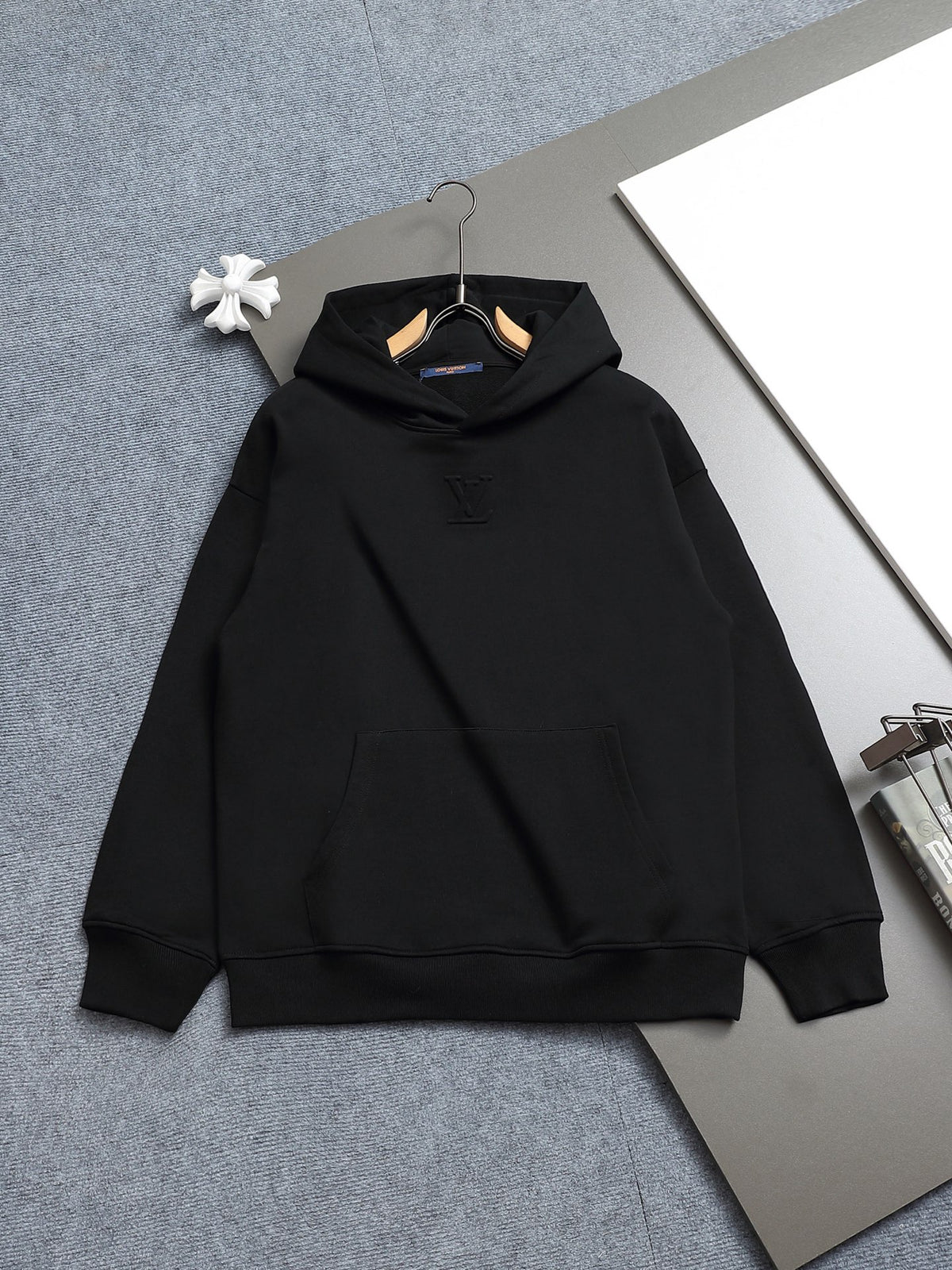 Classic Fit Hoodie-2697-17