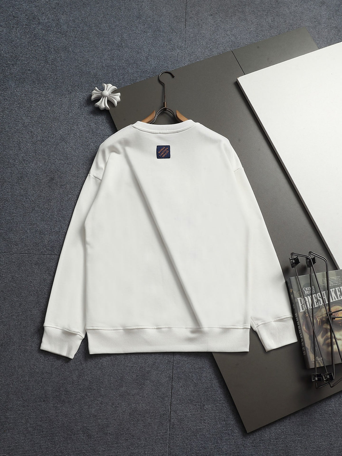 Classic Fit Hoodie-2697-20