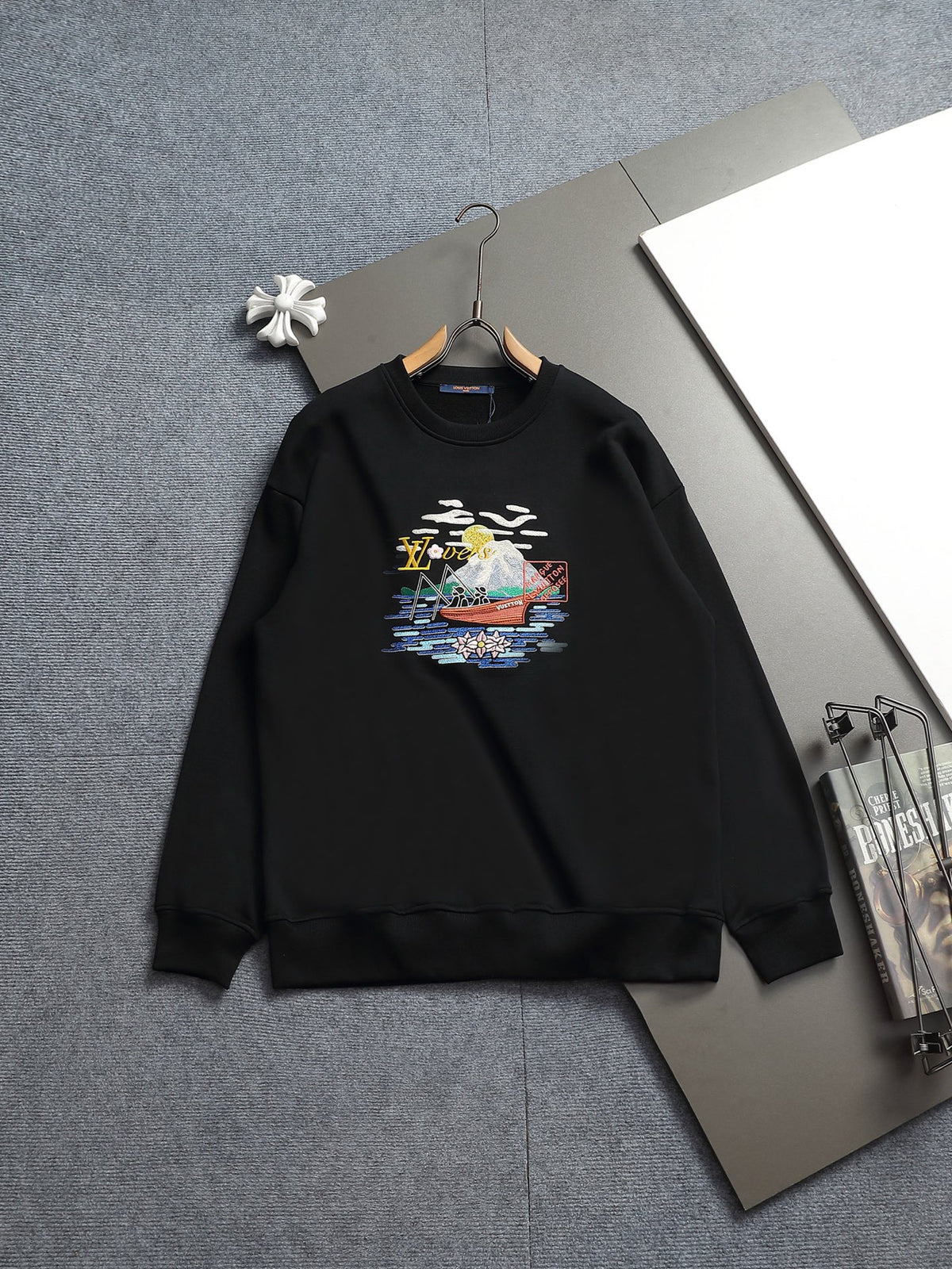 Classic Fit Hoodie-2697-20