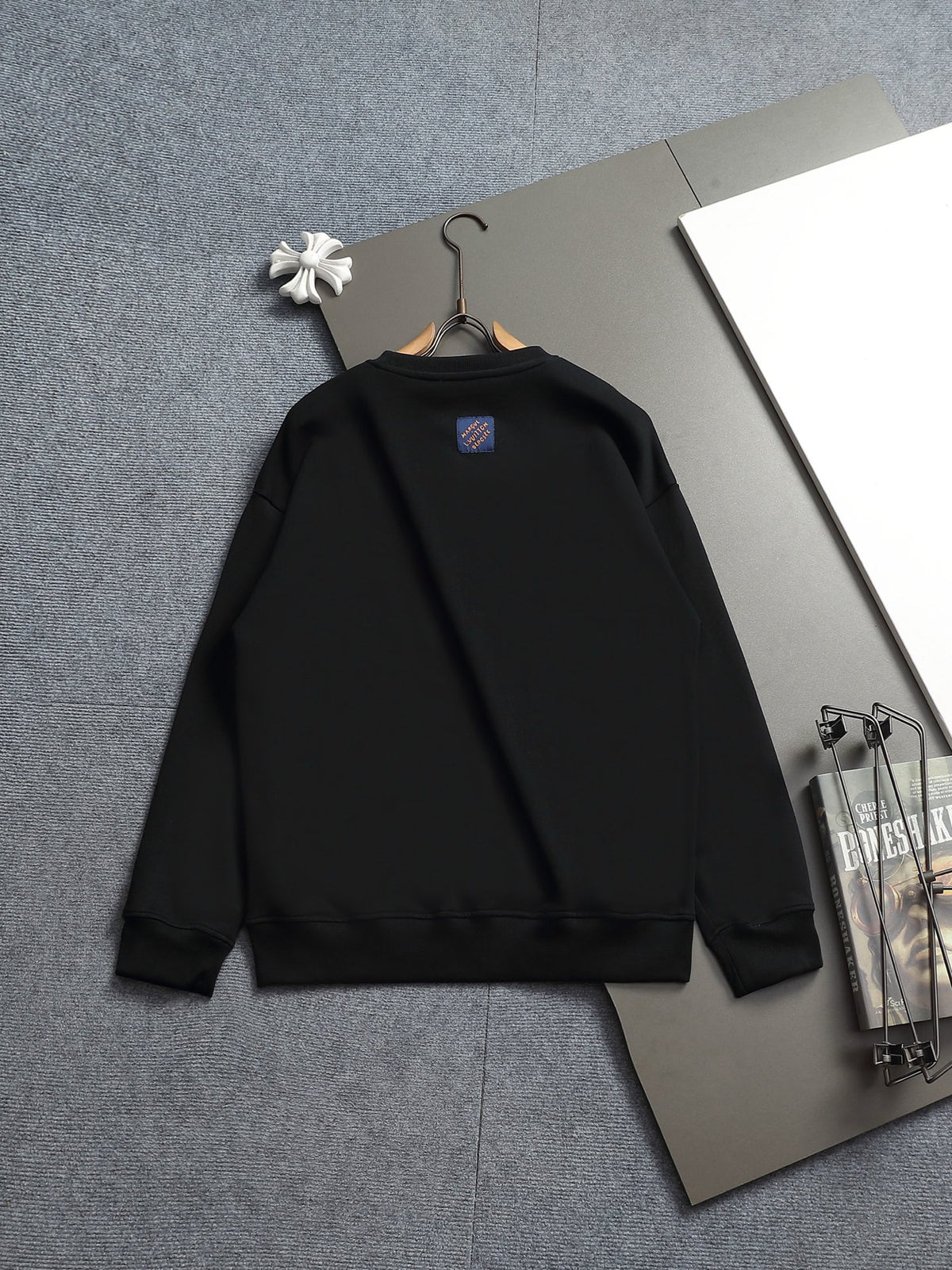 Classic Fit Hoodie-2697-20