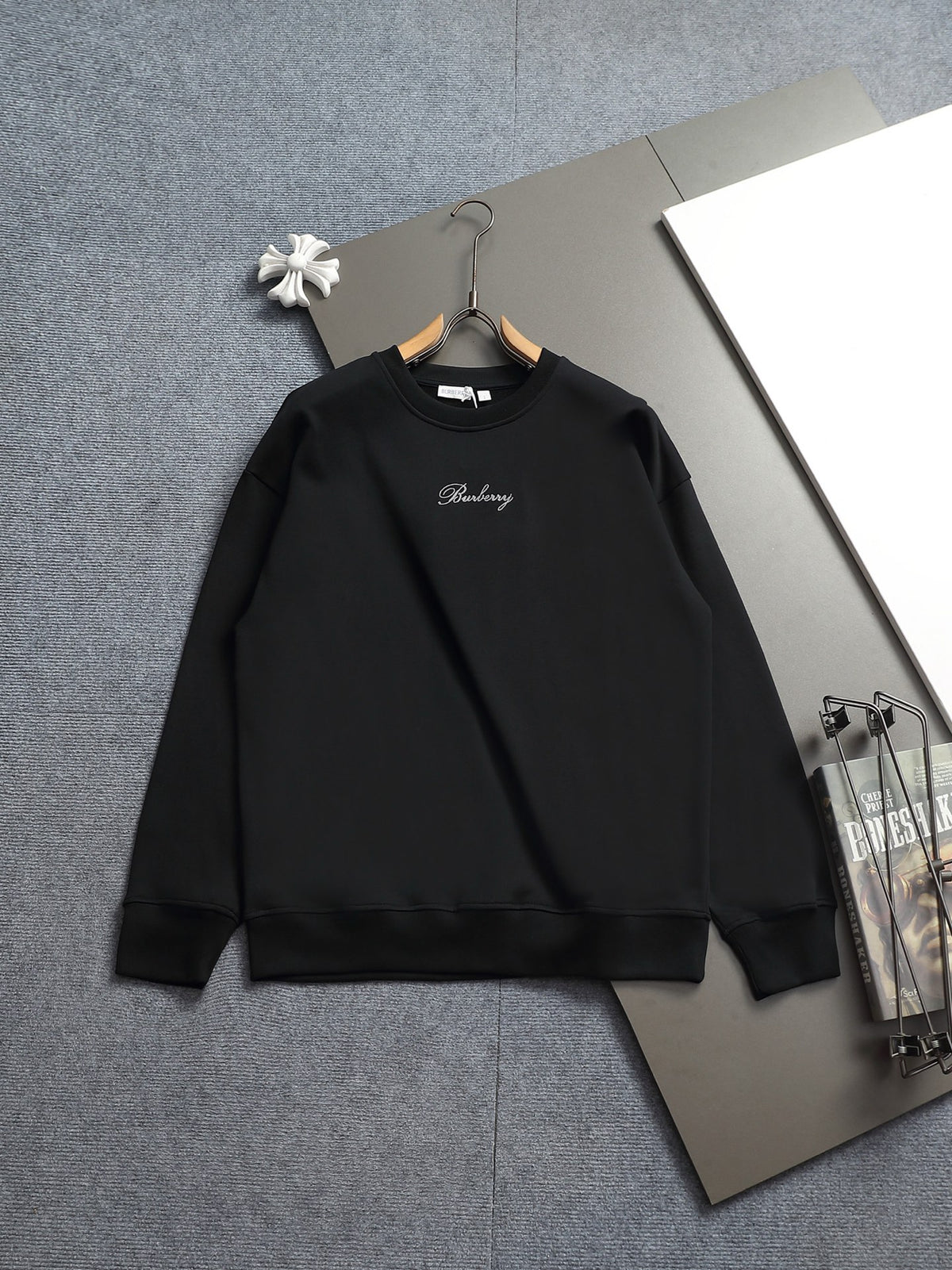 Classic Fit Hoodie-2697-21