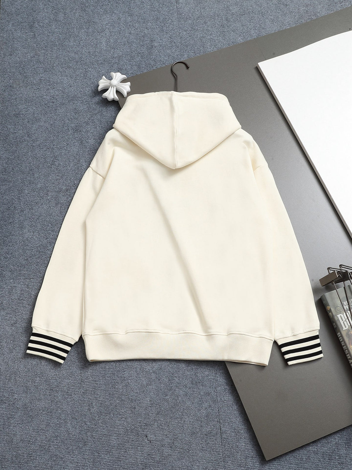 Classic Fit Hoodie-2697-29