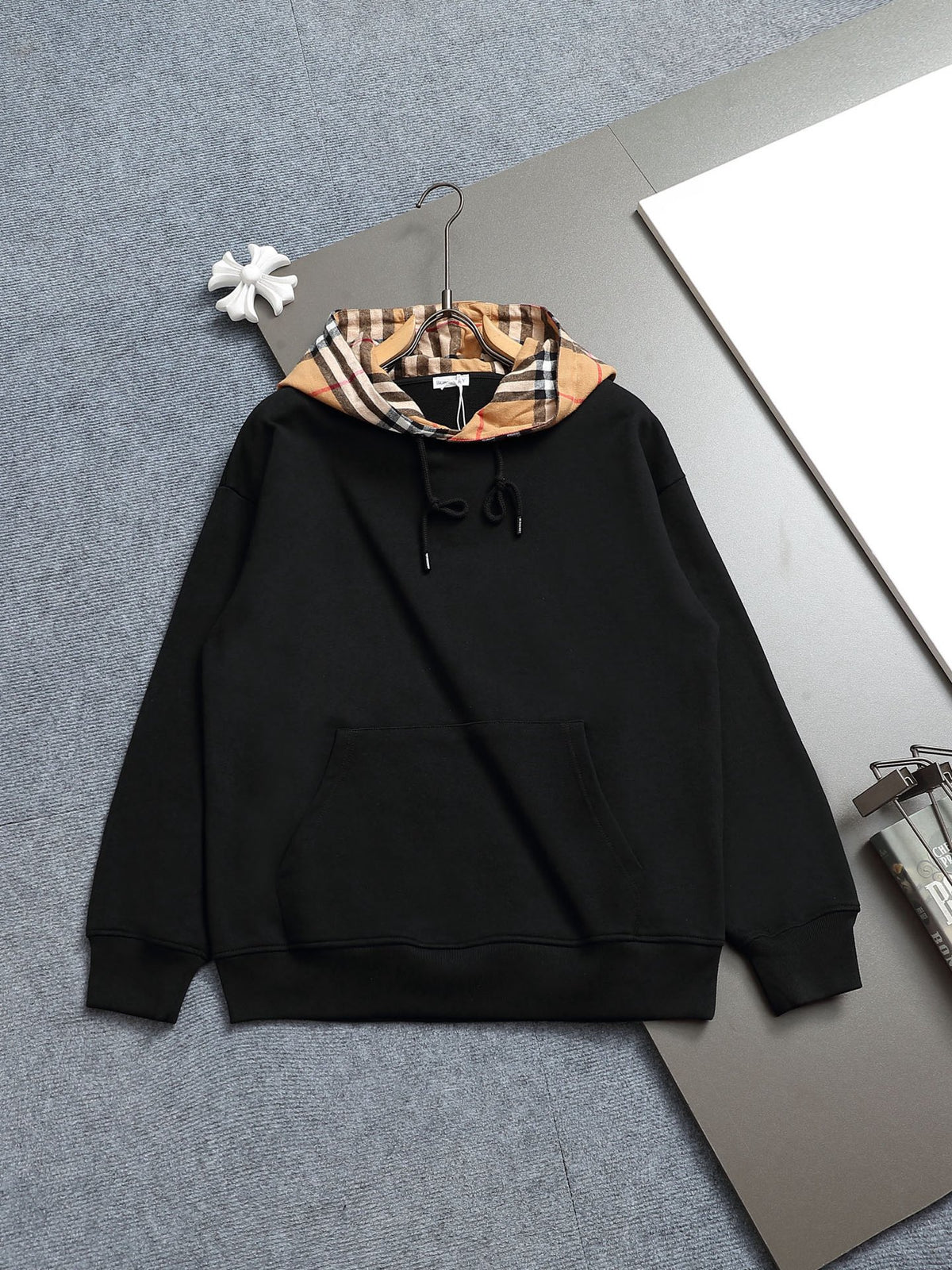 Classic Fit Hoodie-2697-30