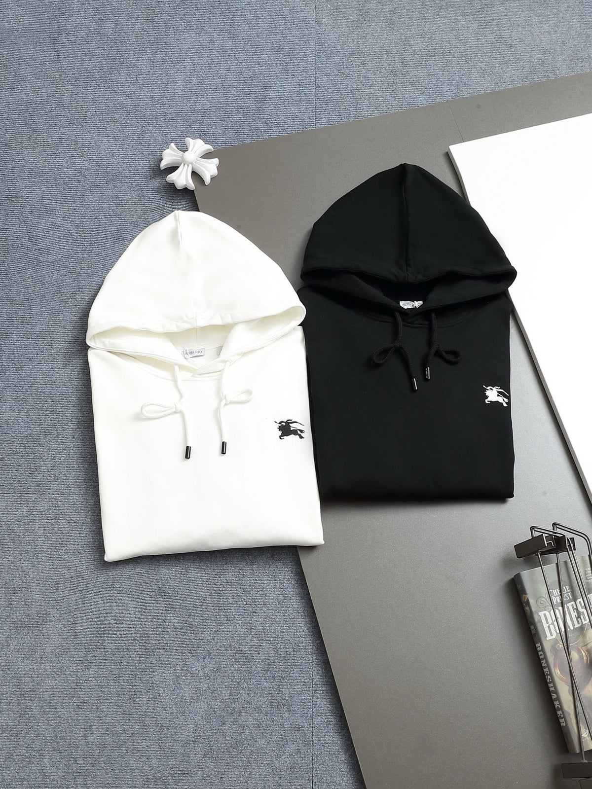 Classic Fit Hoodie-2697-32