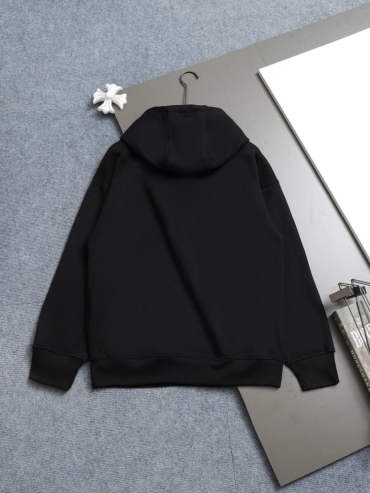 Classic Fit Hoodie-2697-35